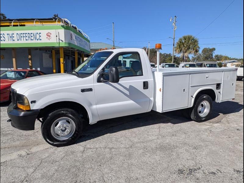 2000 Ford F-350 SD XL Reg. Cab 2WD DRW