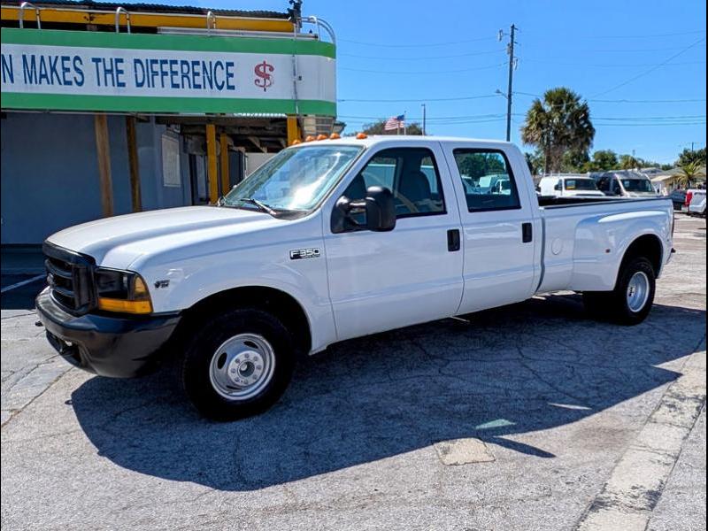 2000 Ford F-350 SD XL Crew Cab Short Bed 2WD DRW