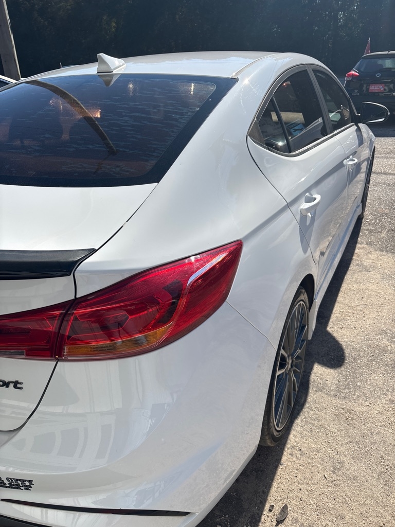 Hyundai Elantra 6AT 2018