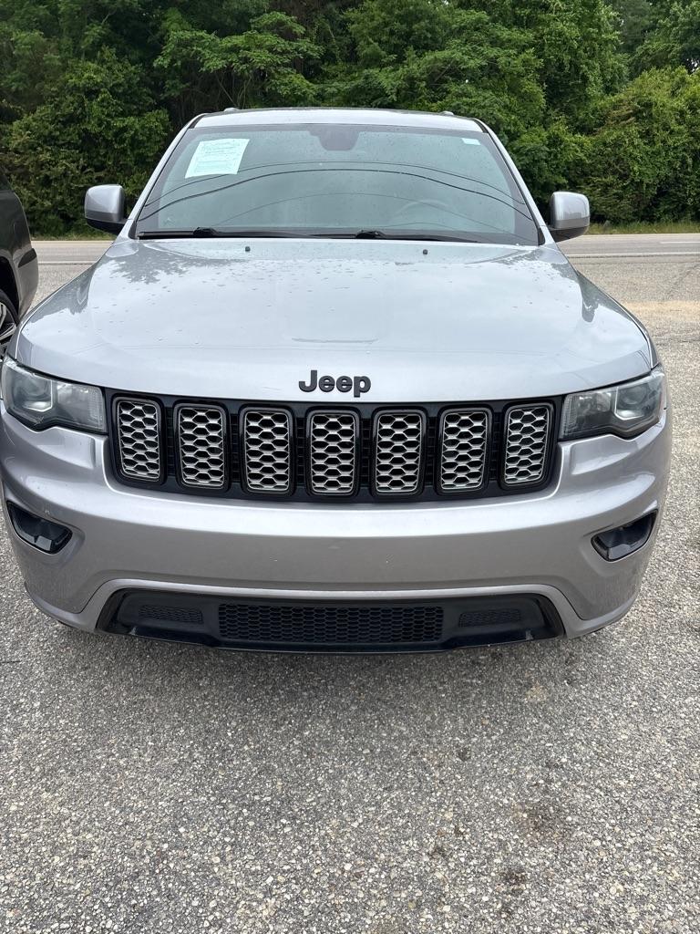 2018 Jeep Grand Cherokee Laredo 4WD