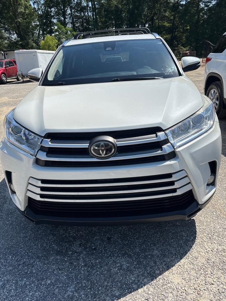 2017 Toyota Highlander SE FWD V6