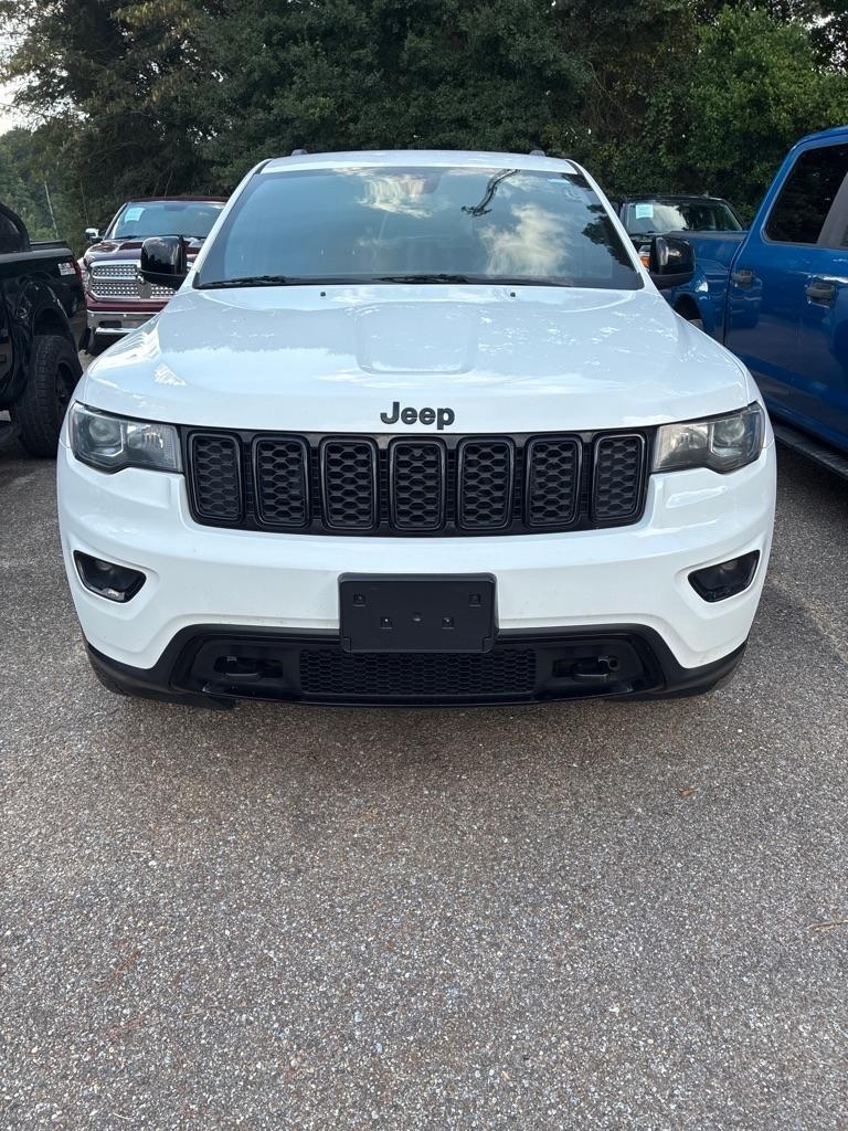 2020 Jeep Grand Cherokee Laredo 2WD
