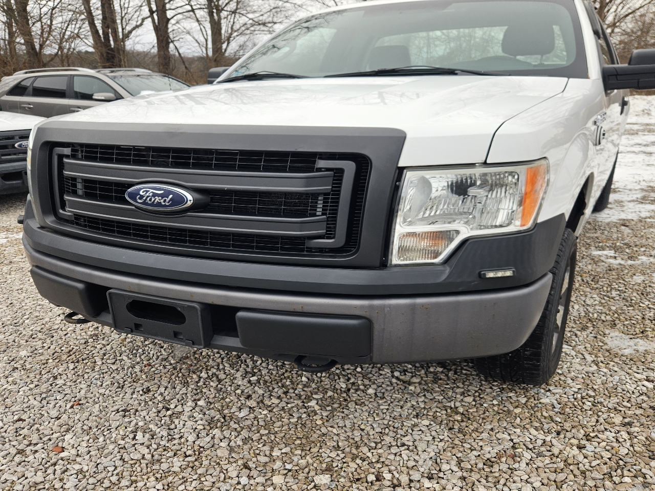 Ford F-150 4WD Reg Cab 126" XL 2013