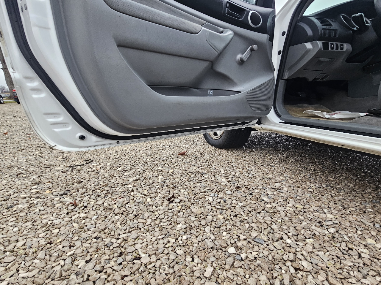 Toyota Tacoma Regular Cab 2WD 2009