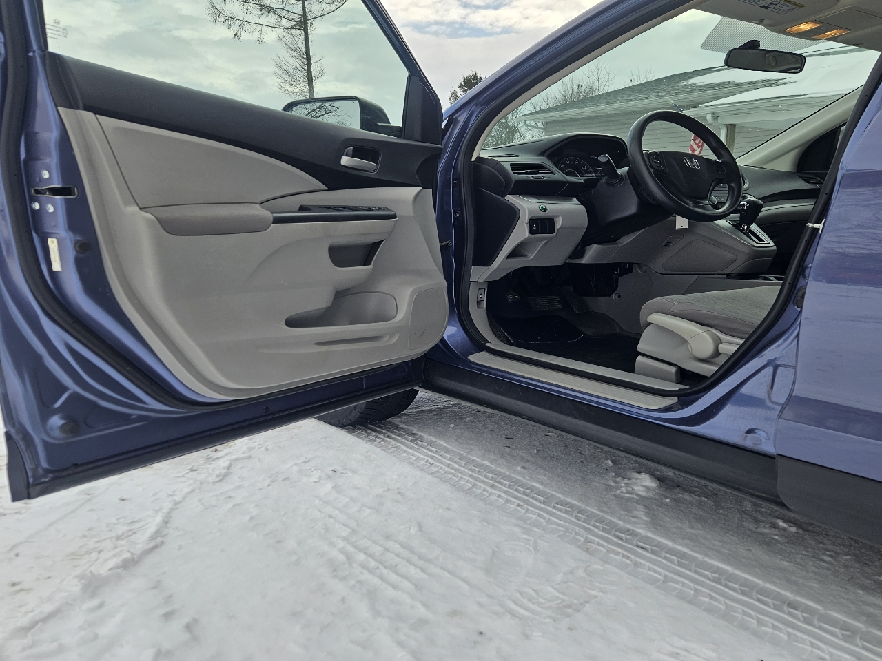 Honda CR-V LX 4WD 5-Speed AT 2013