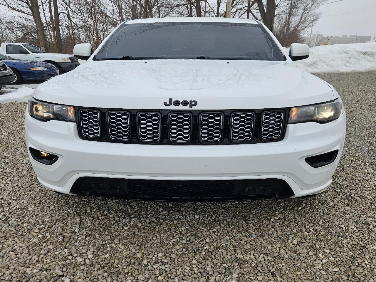 Jeep Grand Cherokee 4WD 4dr Laredo Altitude 2017