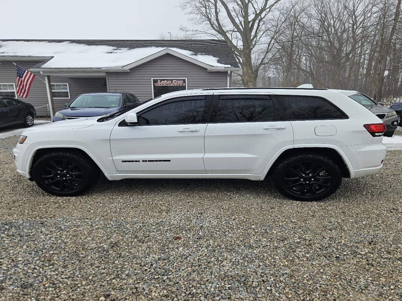 Jeep Grand Cherokee 4WD 4dr Laredo Altitude 2017