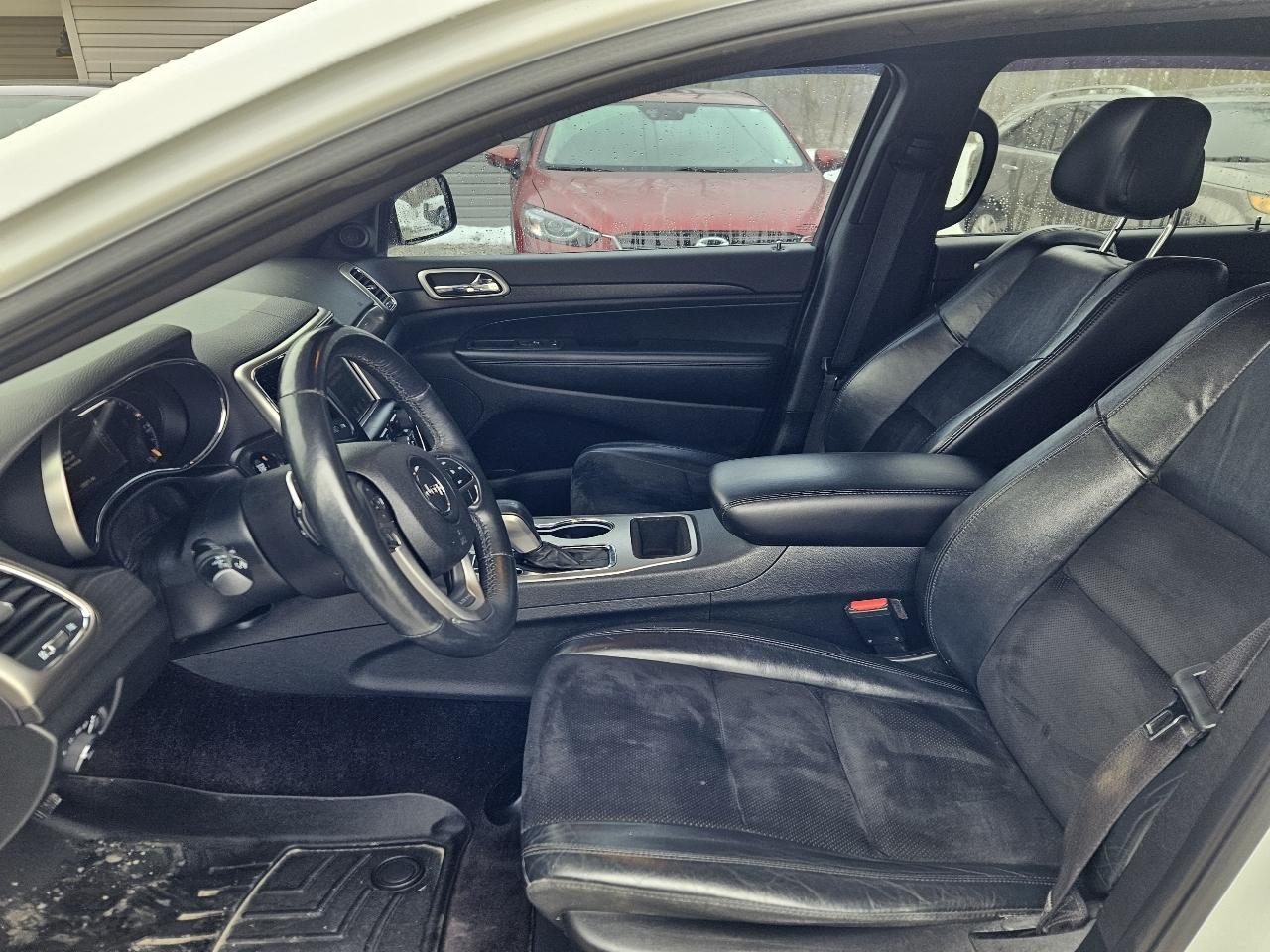 Jeep Grand Cherokee 4WD 4dr Laredo Altitude 2017