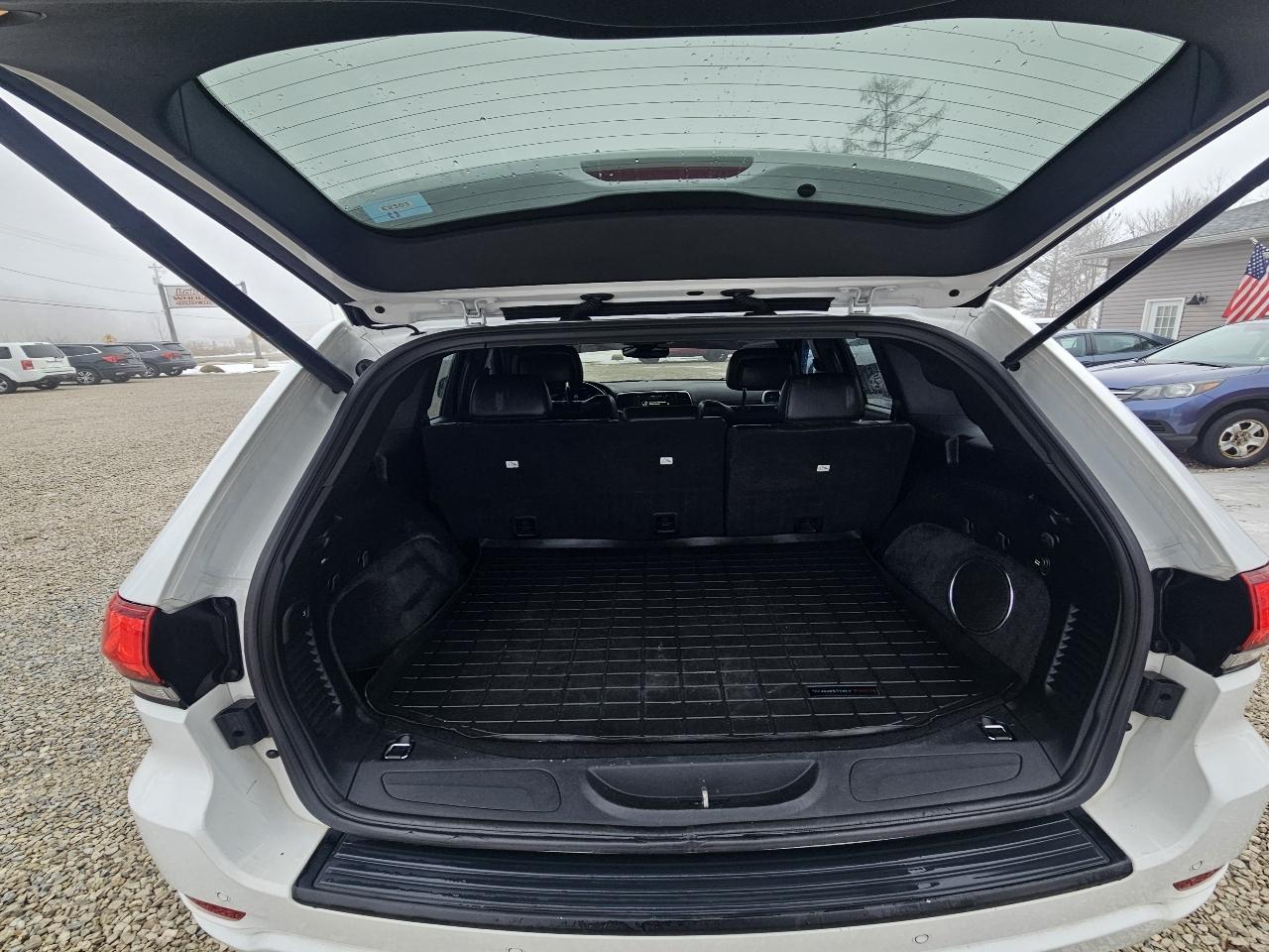 Jeep Grand Cherokee 4WD 4dr Laredo Altitude 2017