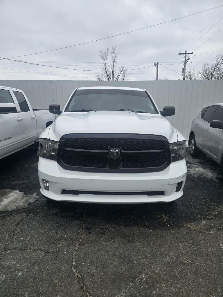 RAM 1500 Tradesman Quad Cab 2WD 2014