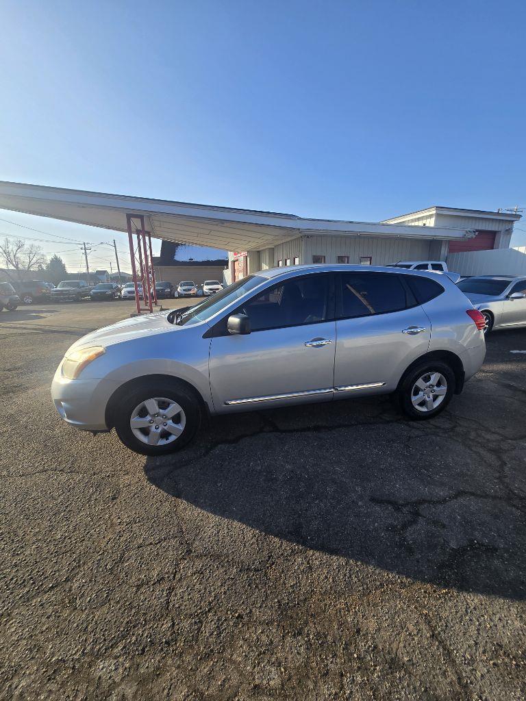 Nissan Rogue S AWD 2011