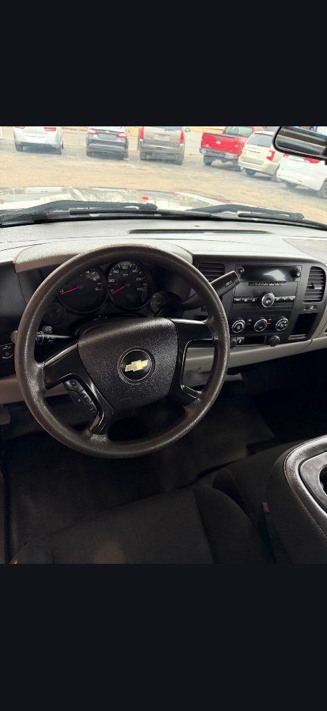 Chevrolet Silverado 1500 Work Truck Crew Cab Short Box 2WD 2013