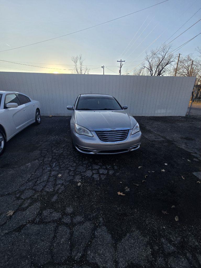 Chrysler 200 Touring 2014