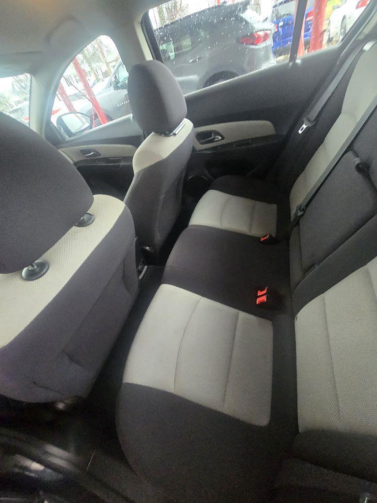 Chevrolet Cruze LS Auto 2014