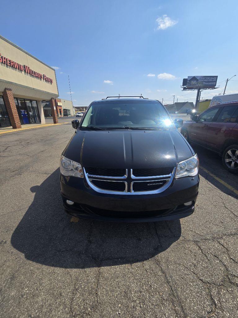 Dodge Grand Caravan Crew 2011