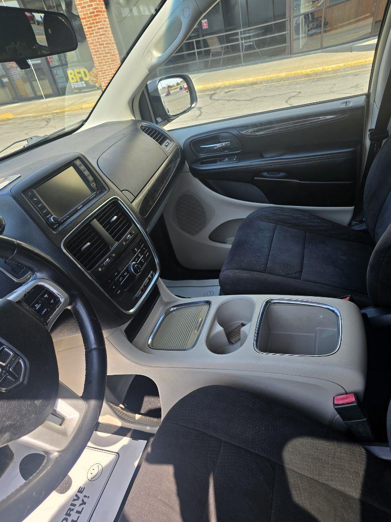 Dodge Grand Caravan Crew 2011