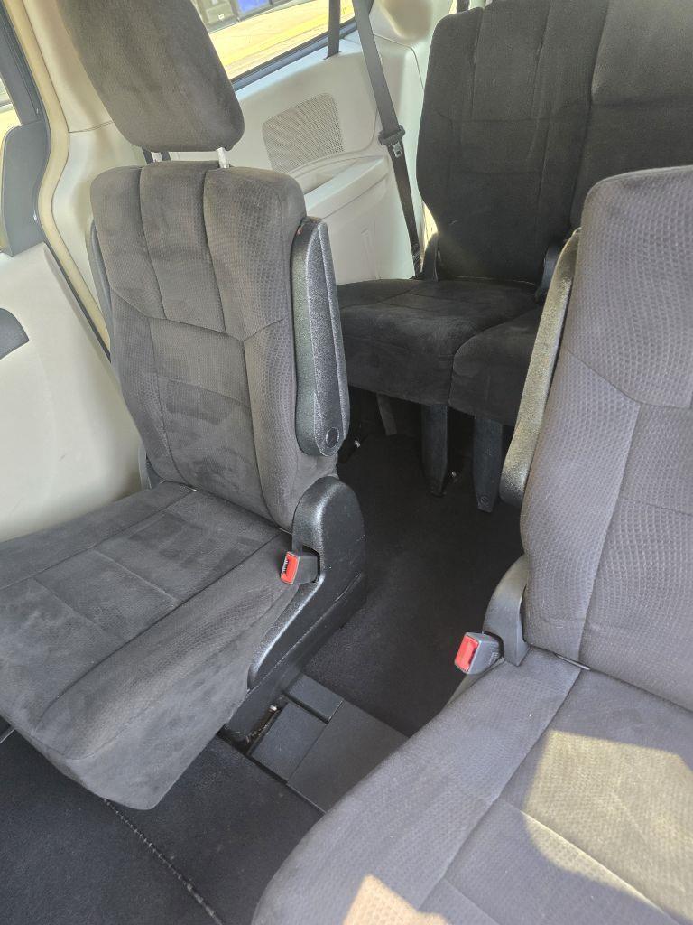 Dodge Grand Caravan Crew 2011