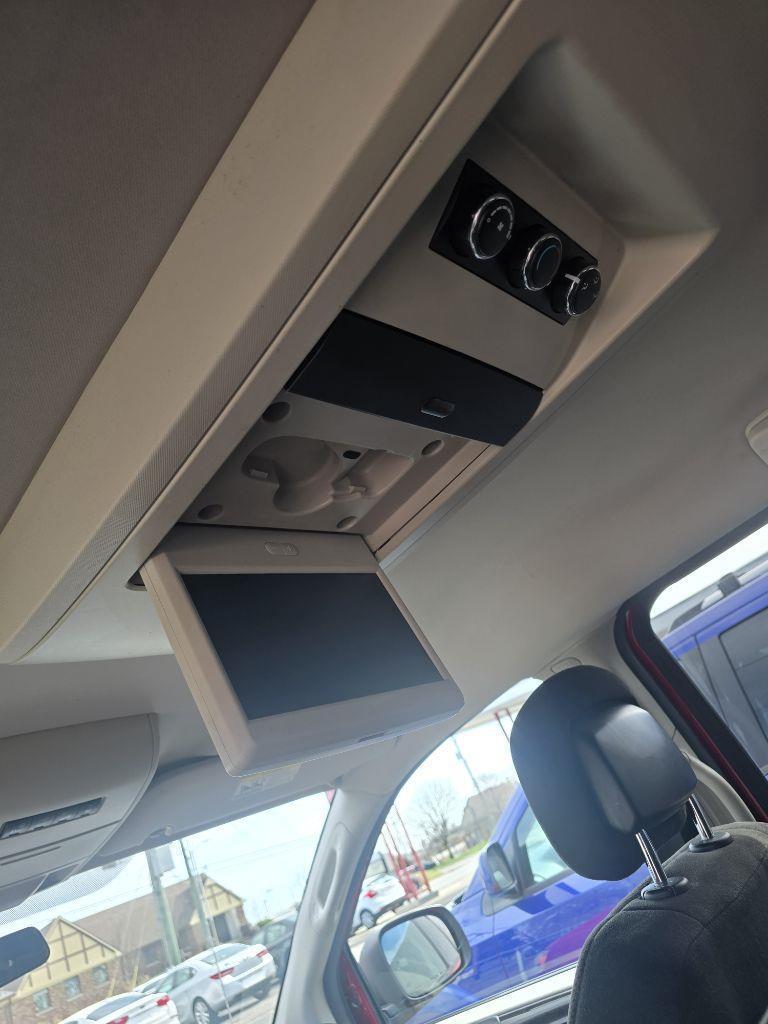 Dodge Grand Caravan SXT 2013