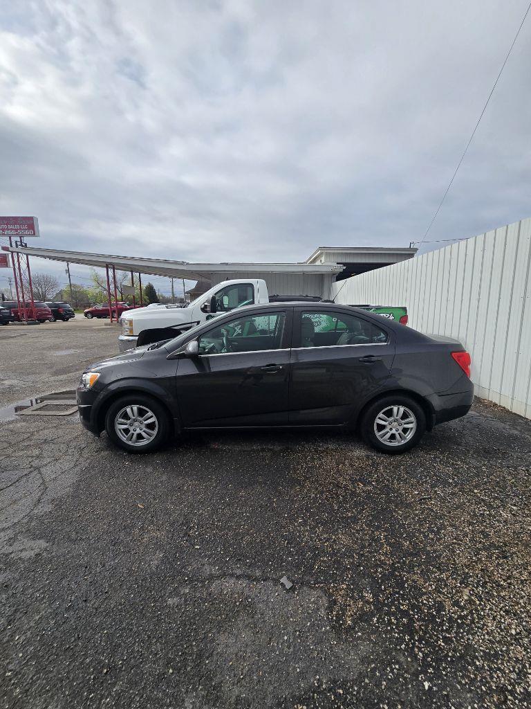 2015 Chevrolet Sonic LT Auto Sedan