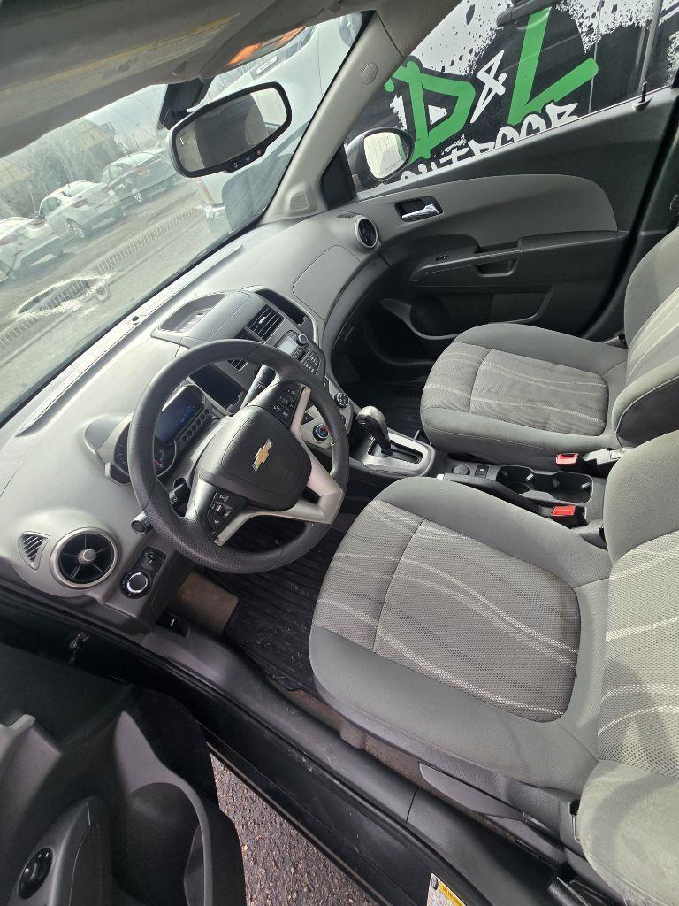 Chevrolet Sonic LT Auto Sedan 2015