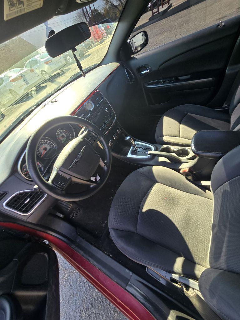 Chrysler 200 LX 2014