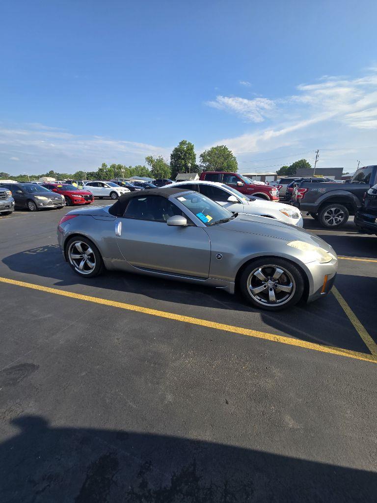 2006 Nissan 350Z Enthusiast Roadster