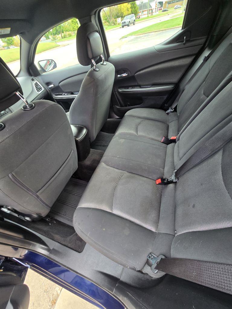 Dodge Avenger Base 2013