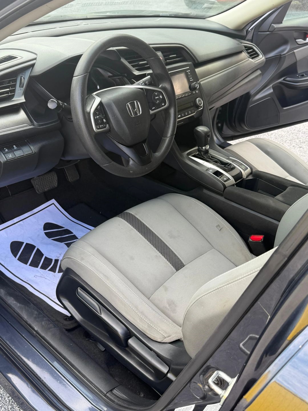 Honda Civic LX Honda Sensing Sedan CVT 2020