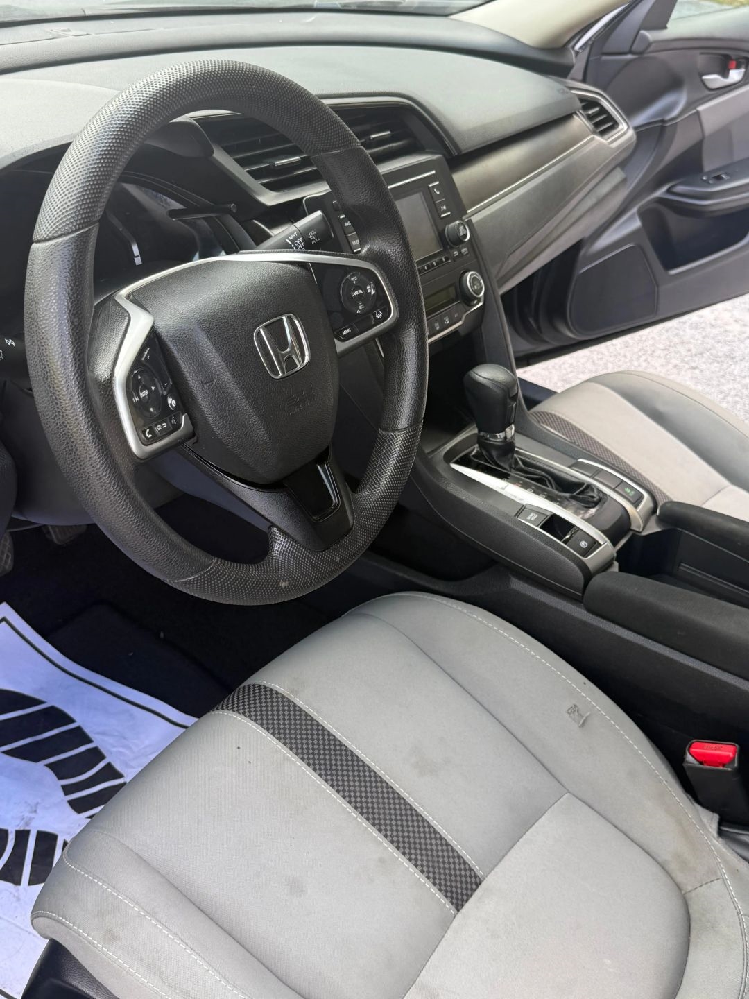 Honda Civic LX Honda Sensing Sedan CVT 2020