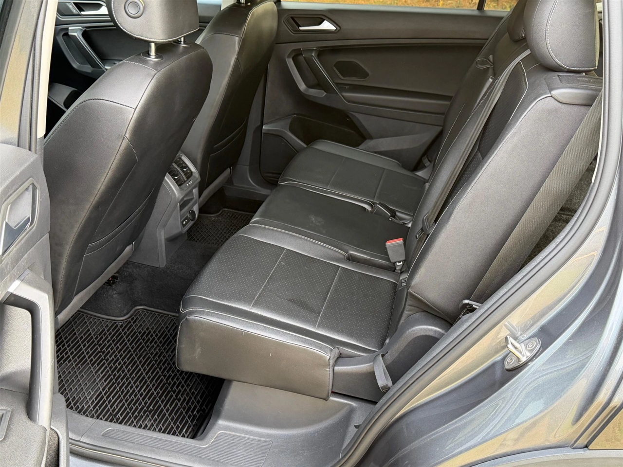 Volkswagen Tiguan SE 2021