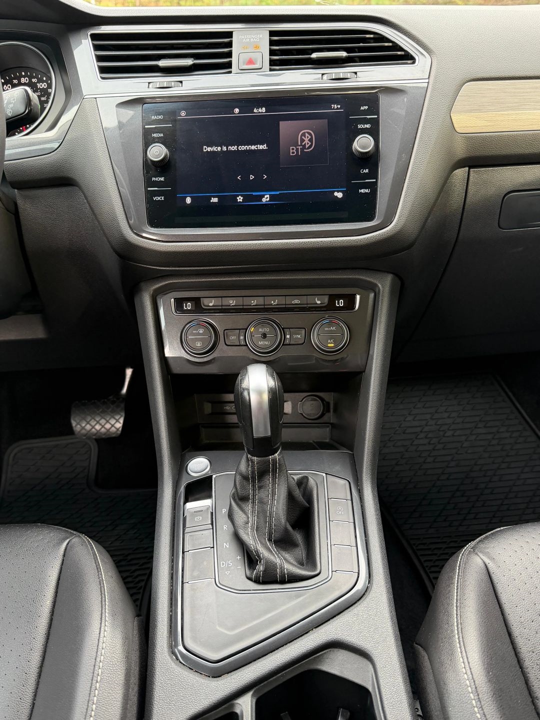 Volkswagen Tiguan SE 2021