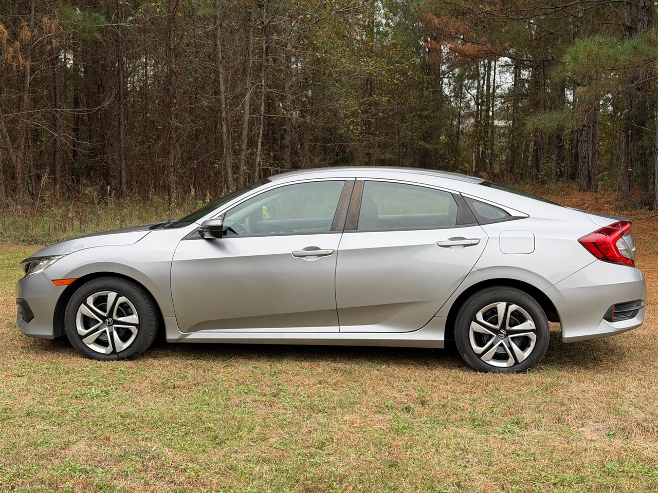 Honda Civic LX Sedan CVT 2017