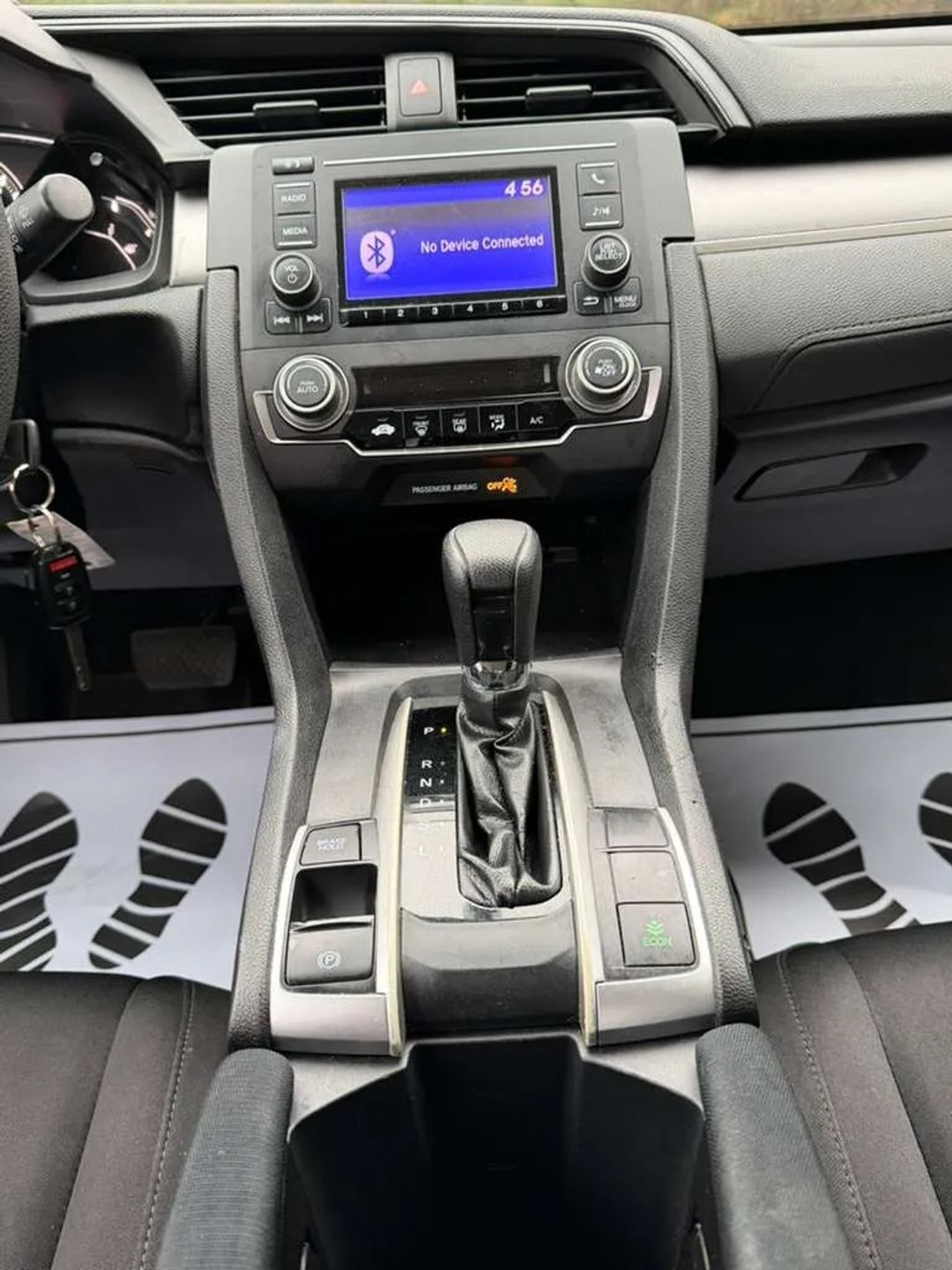 Honda Civic LX Sedan CVT 2017