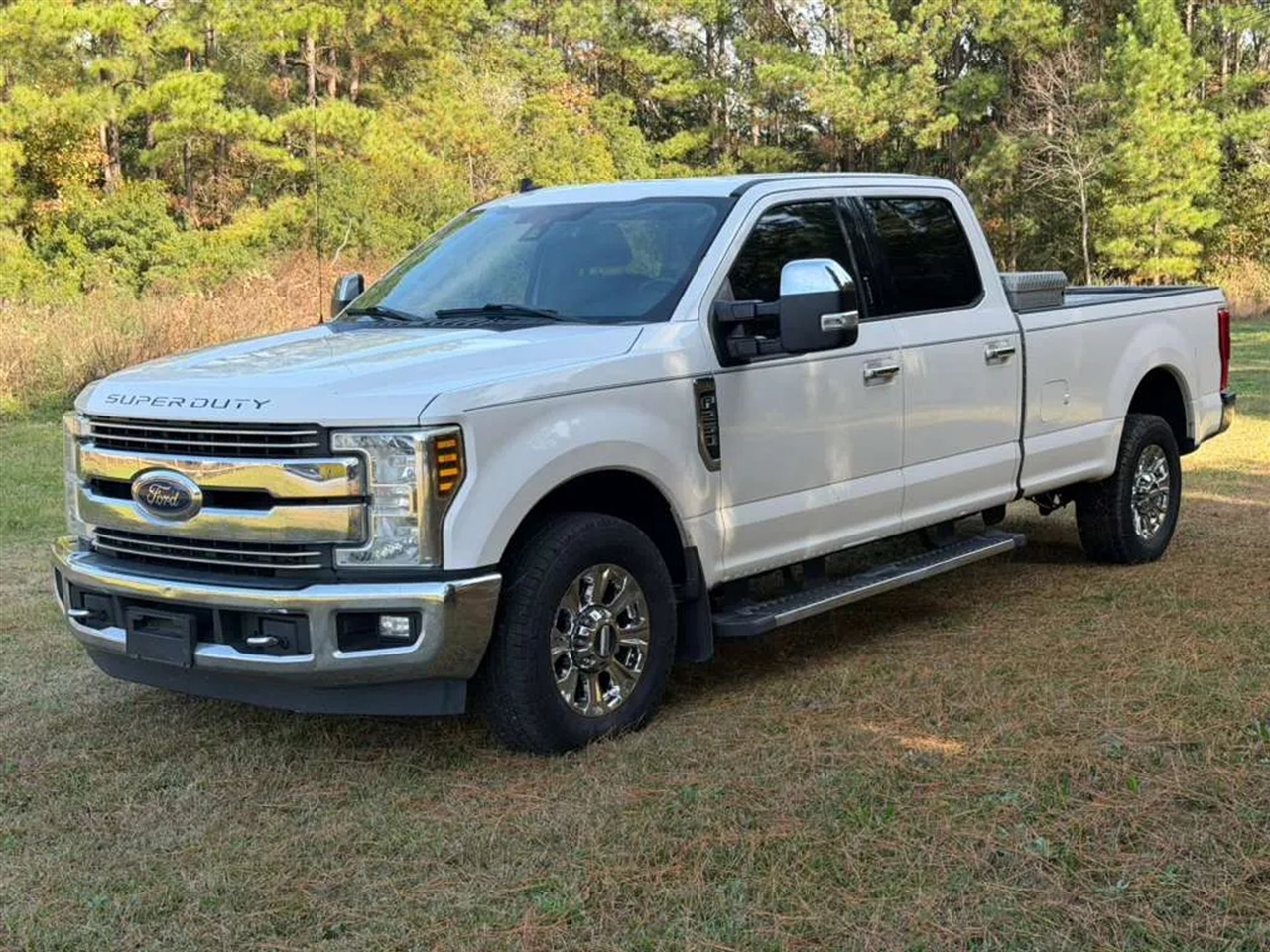 Ford F-250 SD Lariat Crew Cab 2WD 2019