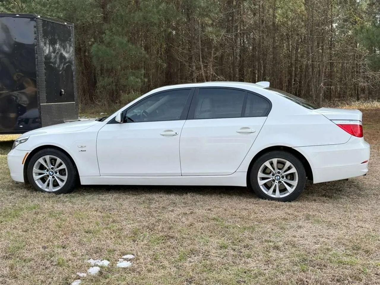 BMW 5-Series 535xi 2009