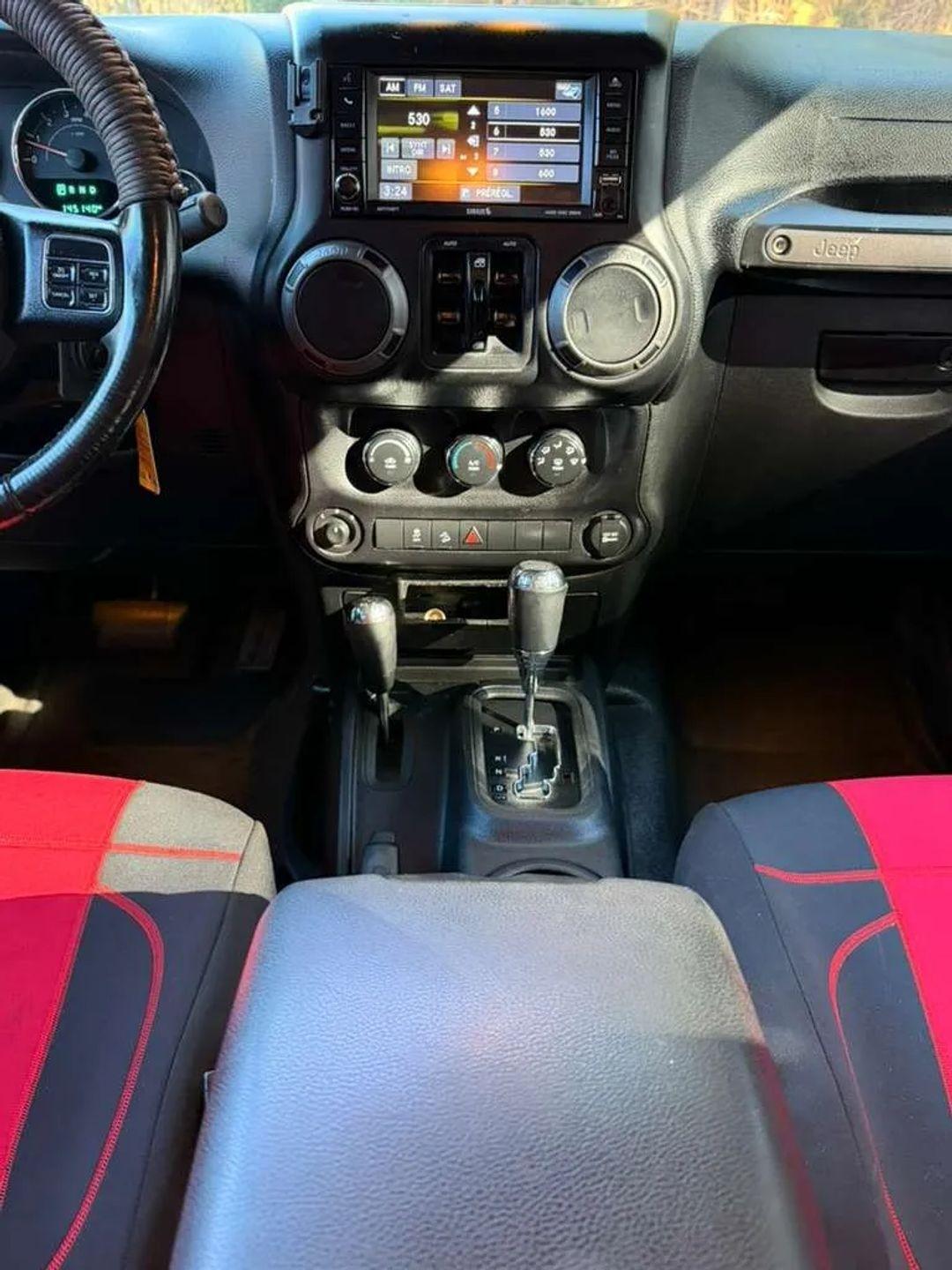 Jeep Wrangler Unlimited Sport 4WD 2015