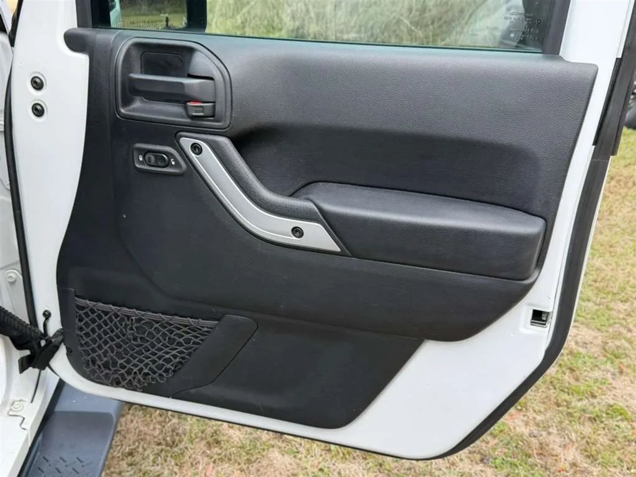 Jeep Wrangler Unlimited Sahara 4WD 2017