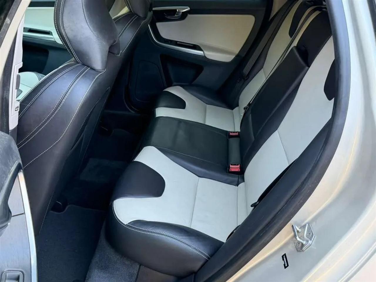 Volvo XC60 T6 Dynamic AWD 2017