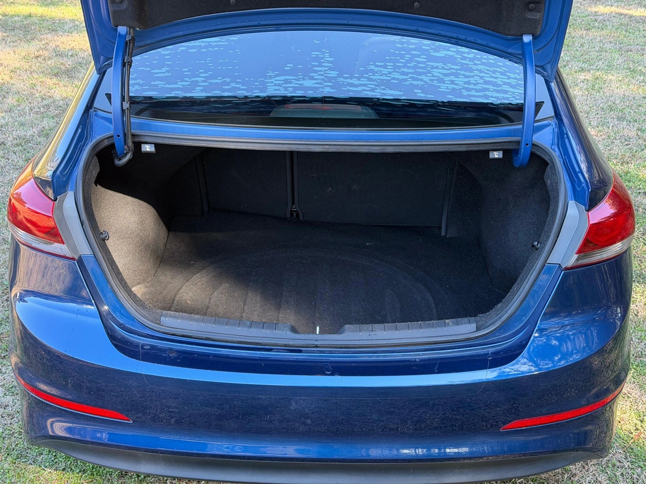 Hyundai Elantra Limited 2018