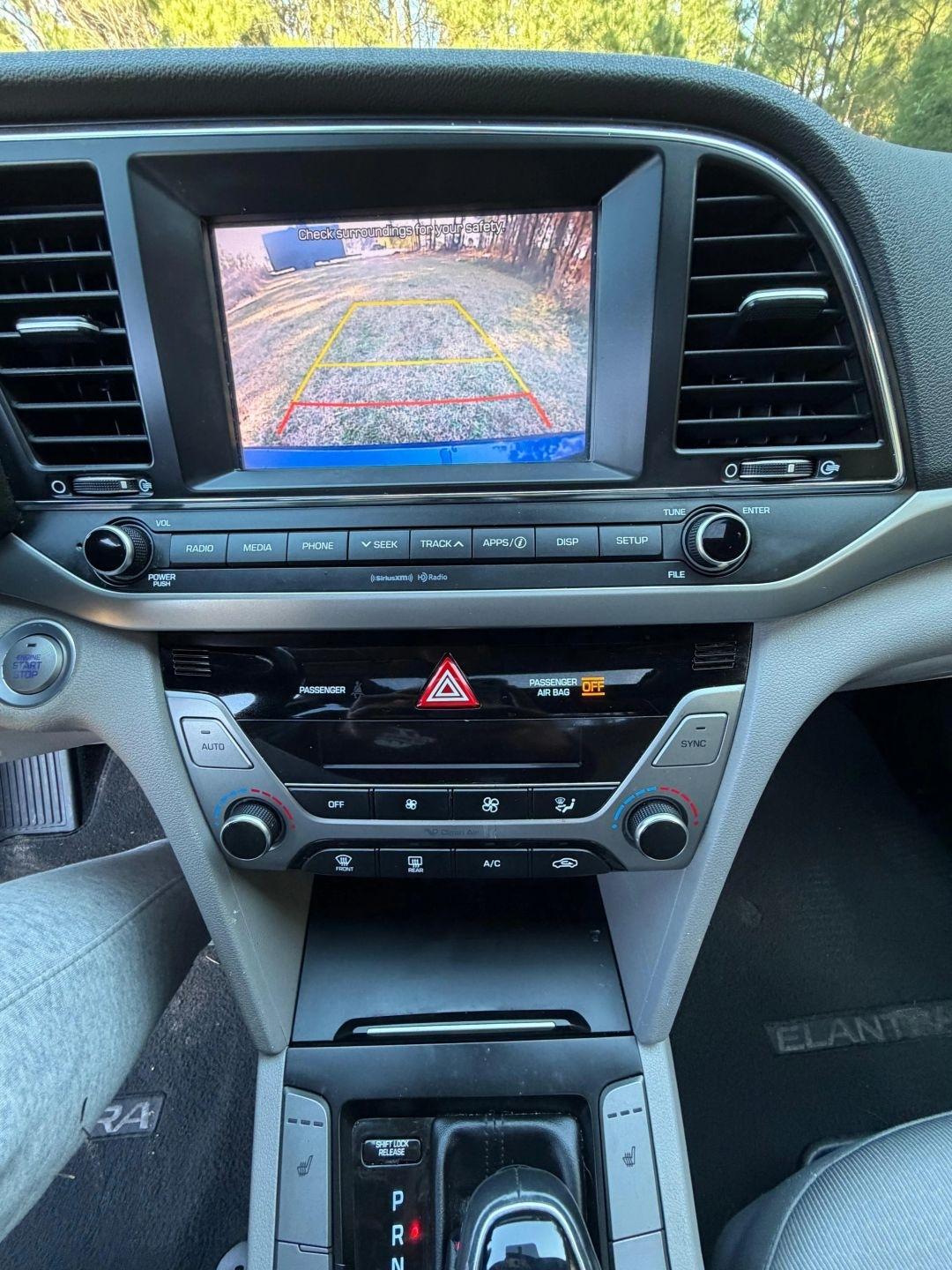 Hyundai Elantra Limited 2018