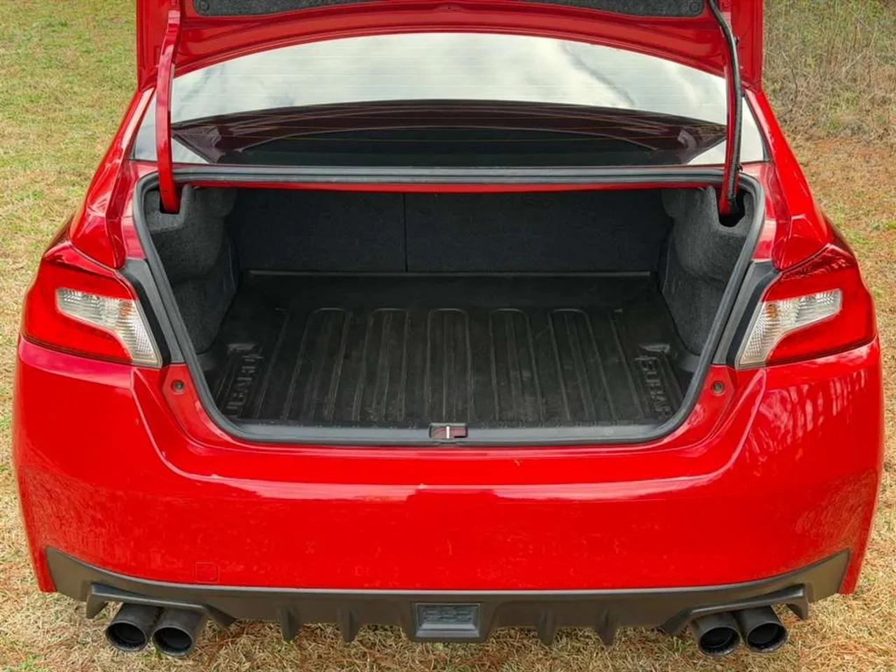 Subaru WRX Premium 4-Door 2015