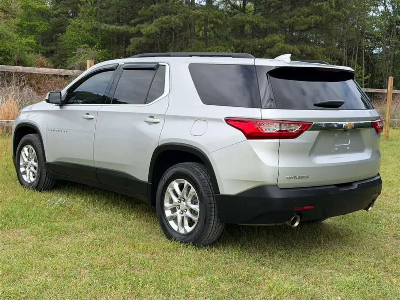 Chevrolet Traverse LT Cloth FWD 2021