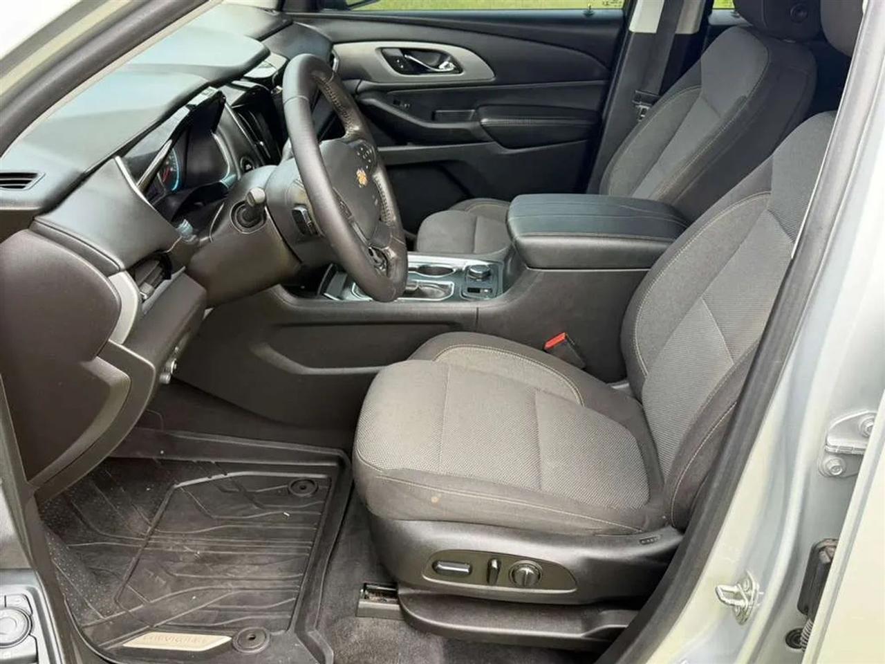 Chevrolet Traverse LT Cloth FWD 2021