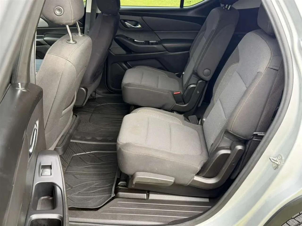 Chevrolet Traverse LT Cloth FWD 2021