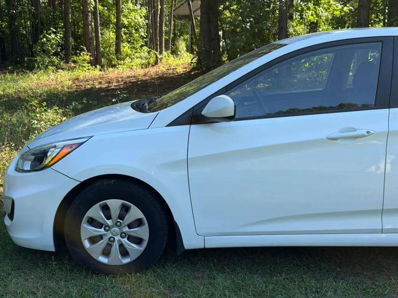Hyundai Accent GS 5-Door 6A 2015