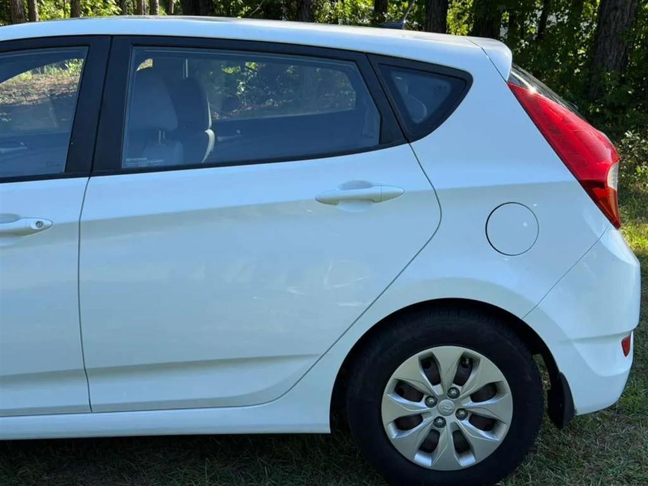 Hyundai Accent GS 5-Door 6A 2015