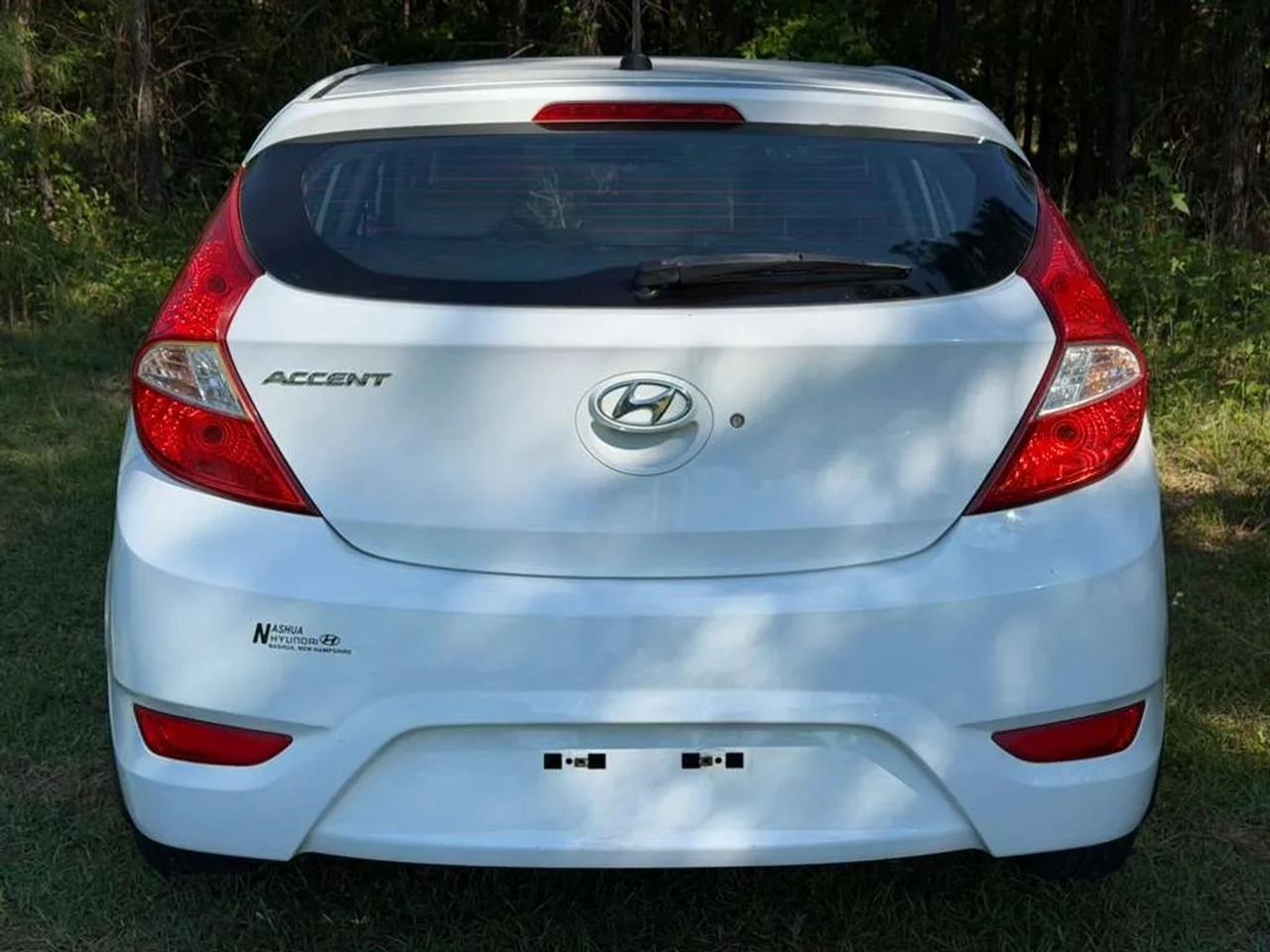 Hyundai Accent GS 5-Door 6A 2015