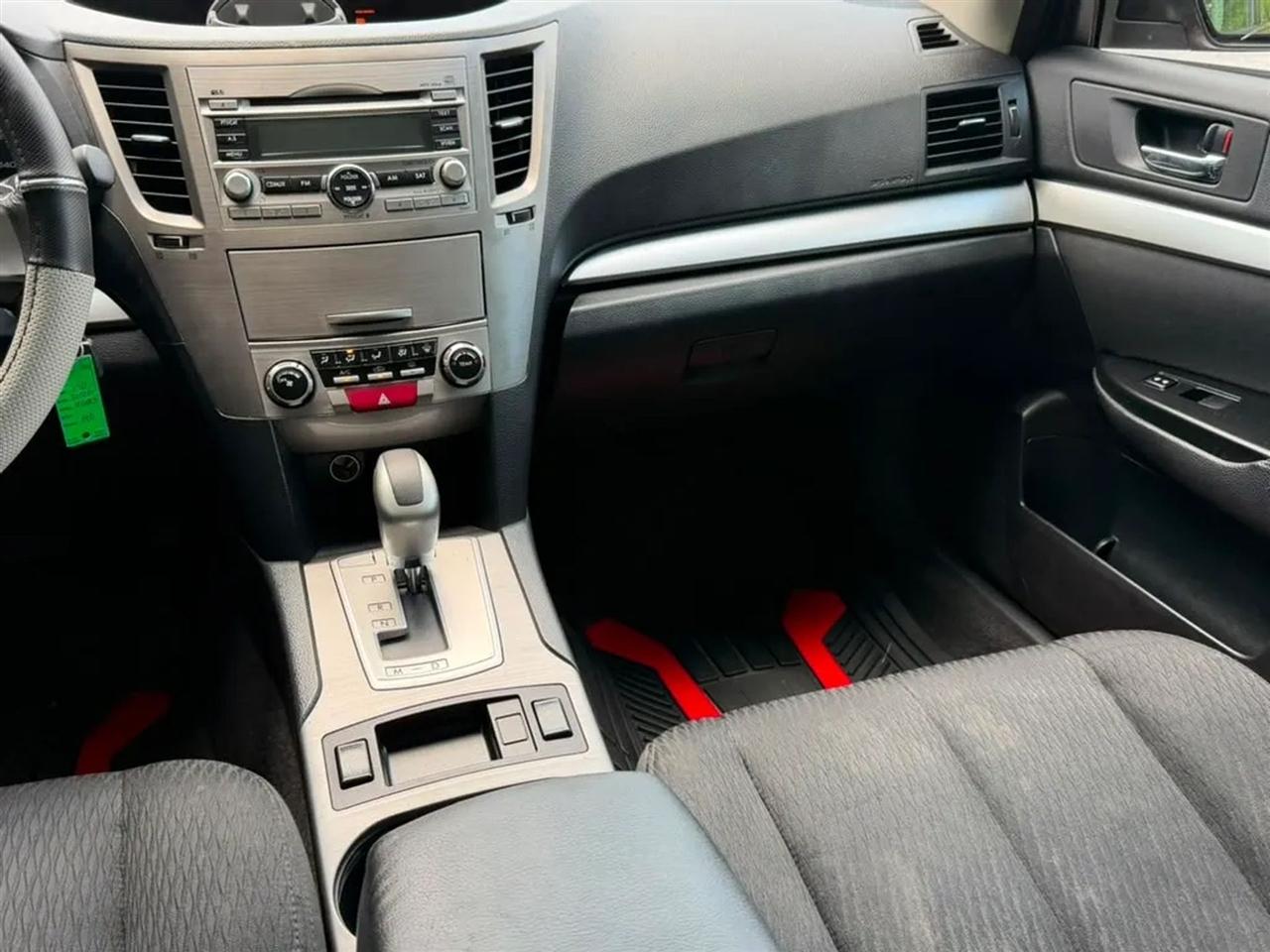 Subaru Legacy 2.5i Premium 2010