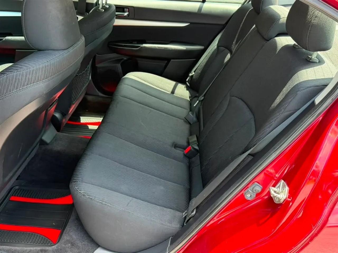 Subaru Legacy 2.5i Premium 2010