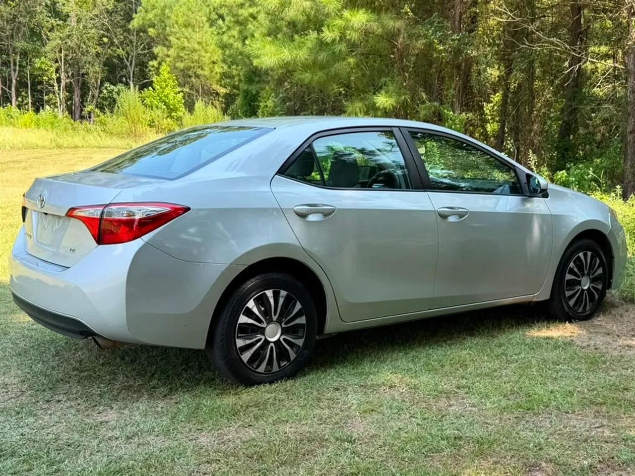 Toyota Corolla LE CVT 2016